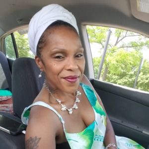 Meet your Posher, Carol